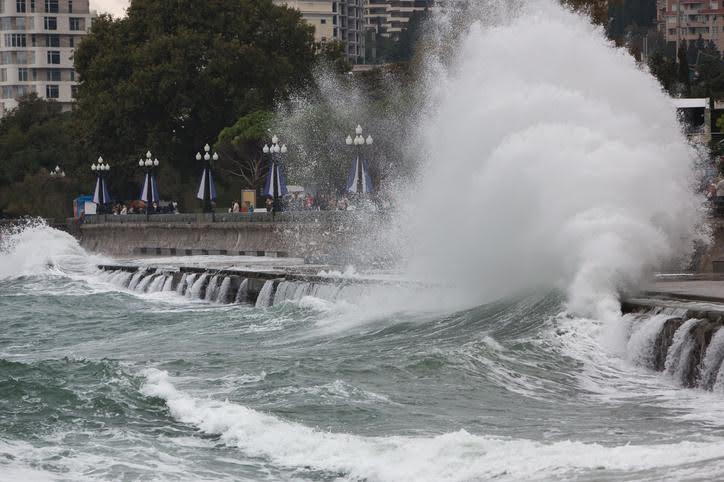 What Is Storm Surge? image